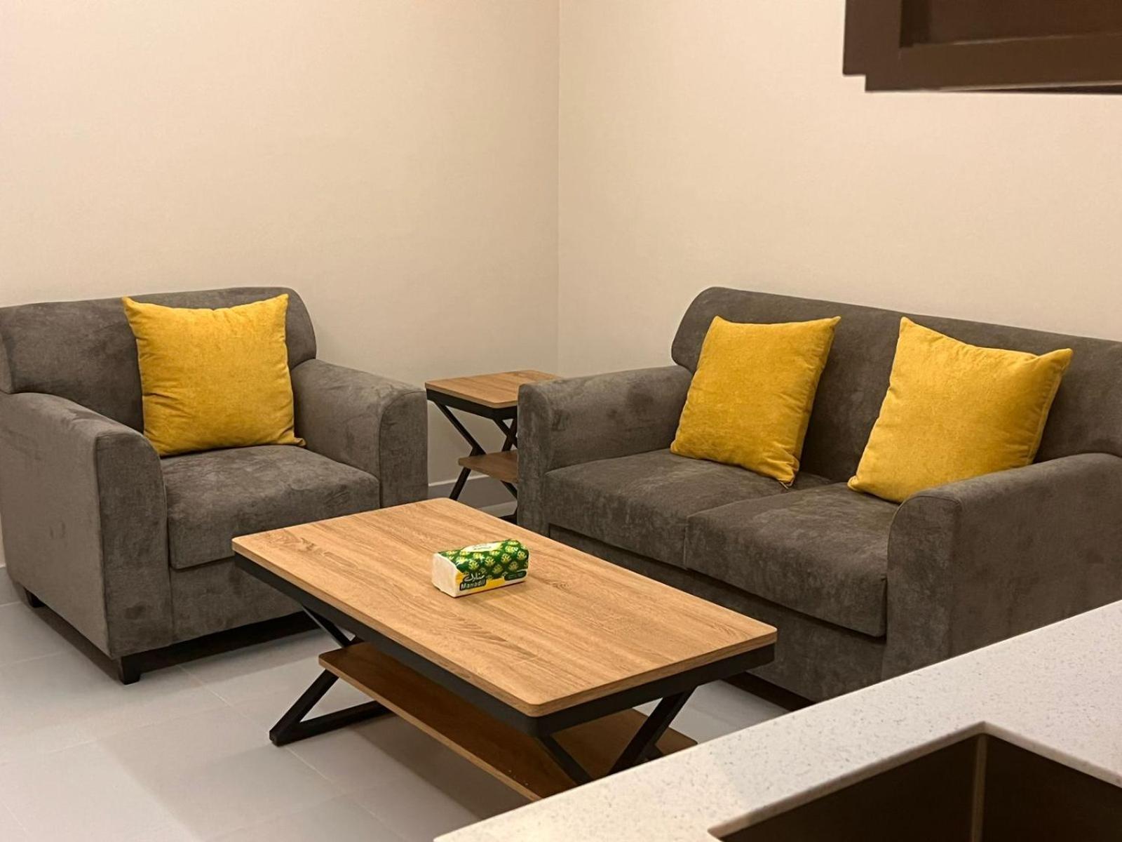 ريزا الفندقية Reeza Suites Ель-Хубар Екстер'єр фото
